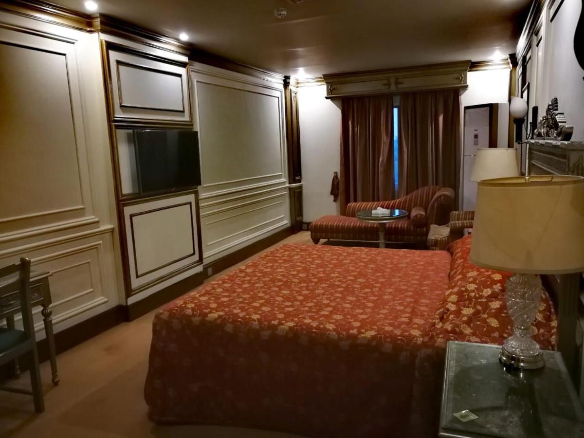 Regency Inn Lahore Exterior foto