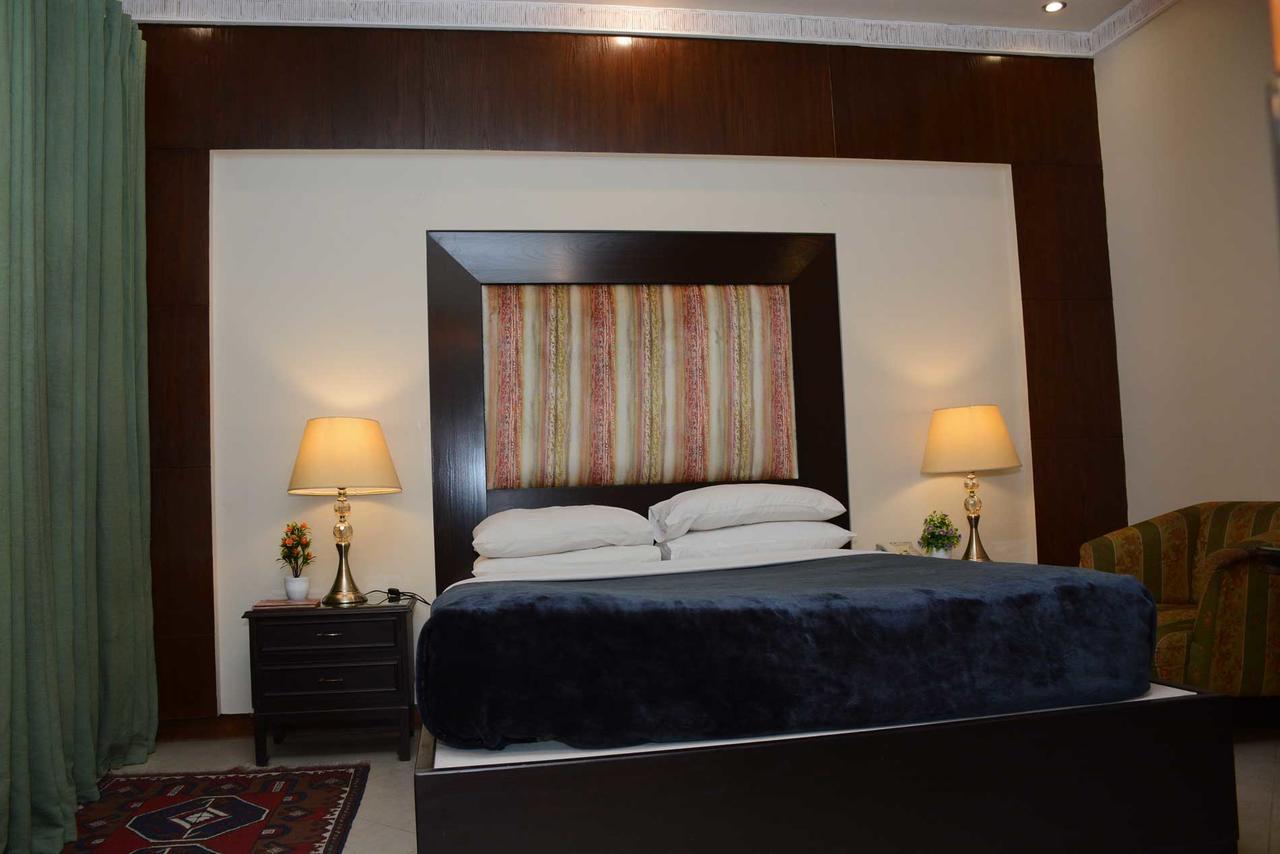 Regency Inn Lahore Exterior foto