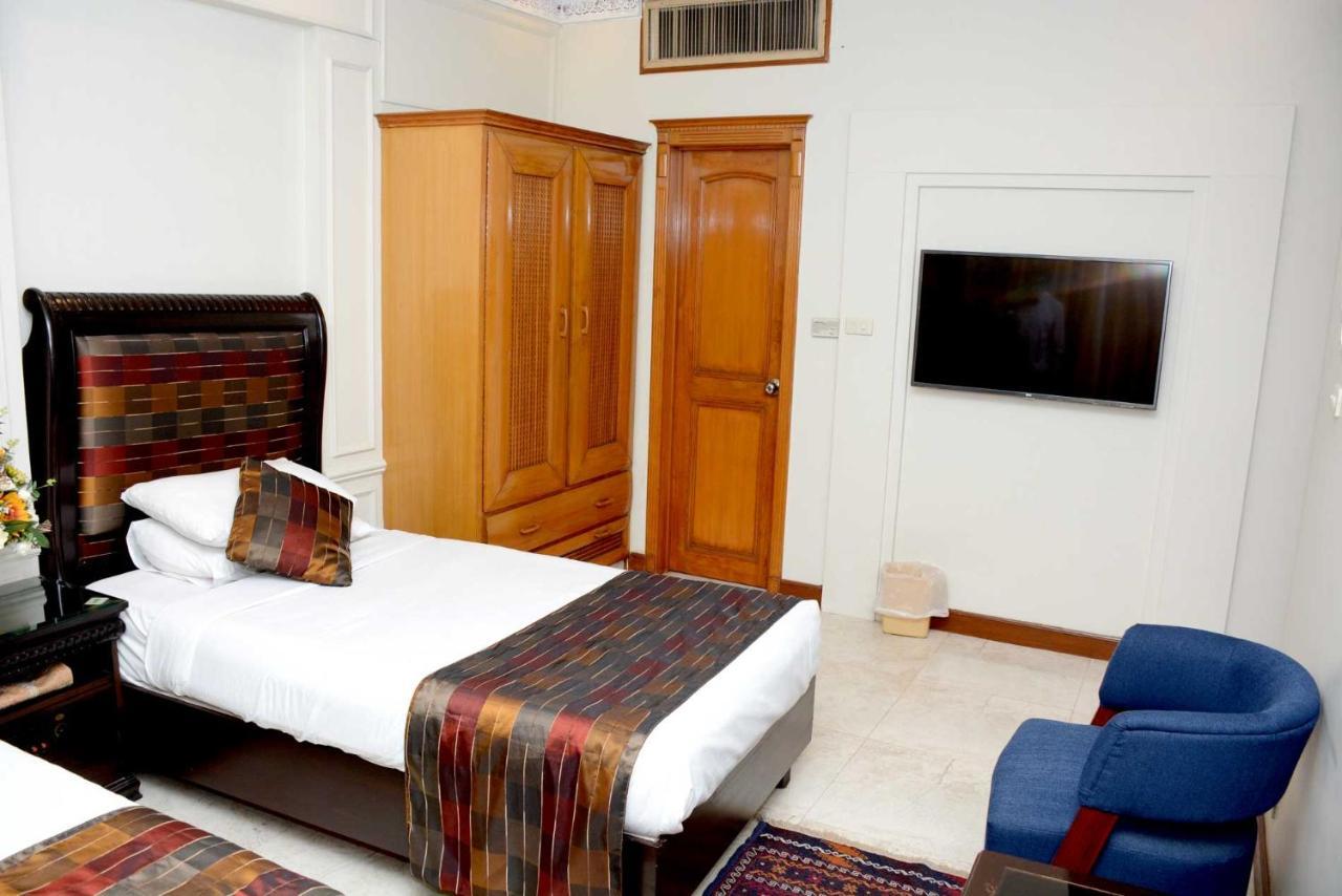Regency Inn Lahore Exterior foto