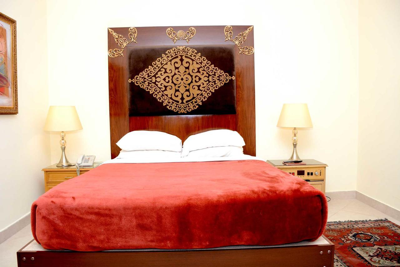 Regency Inn Lahore Exterior foto