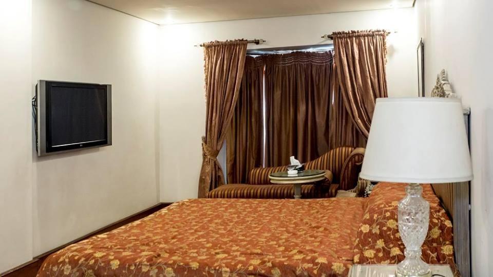 Regency Inn Lahore Exterior foto