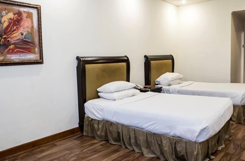 Regency Inn Lahore Exterior foto