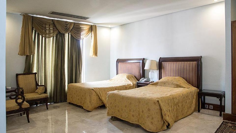Regency Inn Lahore Exterior foto